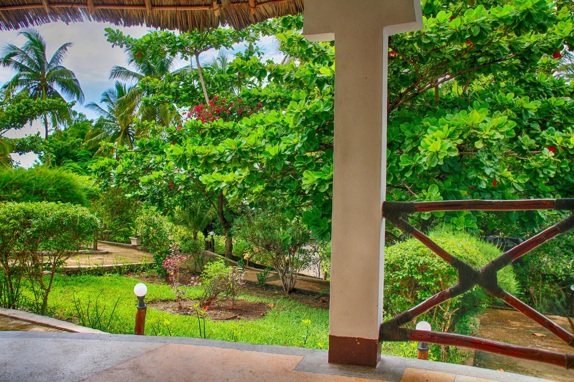 African Sun Sand Sea Beach Resort & Spa Bwejuu Esterno foto