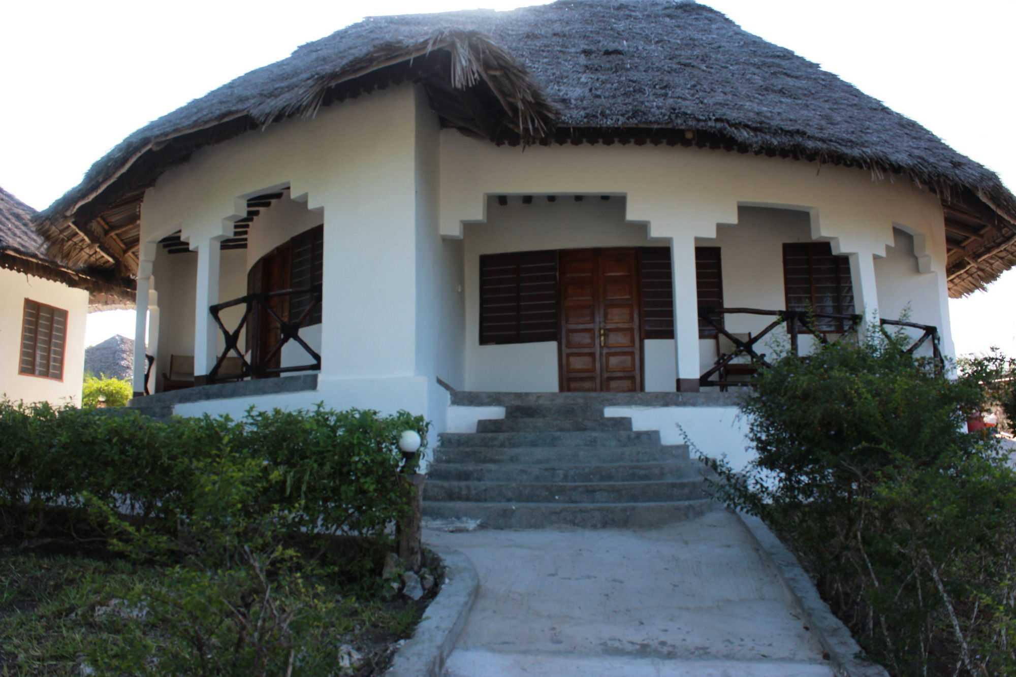 African Sun Sand Sea Beach Resort & Spa Bwejuu Esterno foto